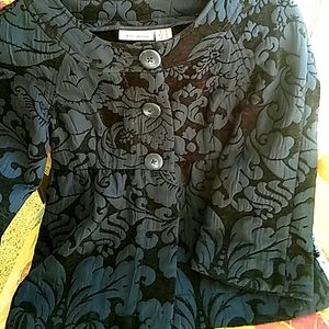 DKNY JEANS JACKET.  BROCADE FABRIC.  SIZE SMALL.